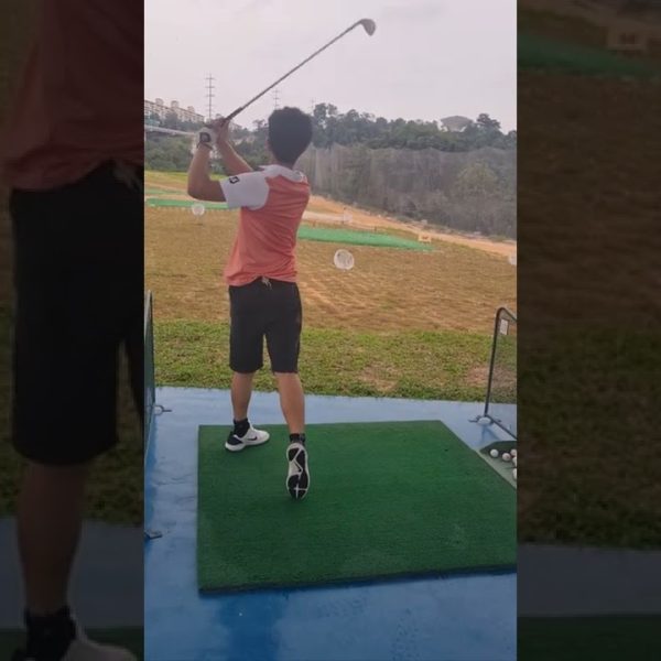 high back swing ball flies but hard to control the accuracy