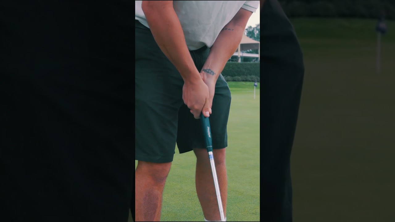 Which-PRO-has-this-putting-grip-golf-shorts.jpg