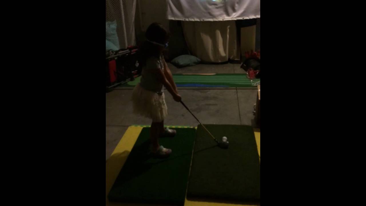 US-Kids-Hybrid-42quot-Alyssa39s-first-swing.jpg