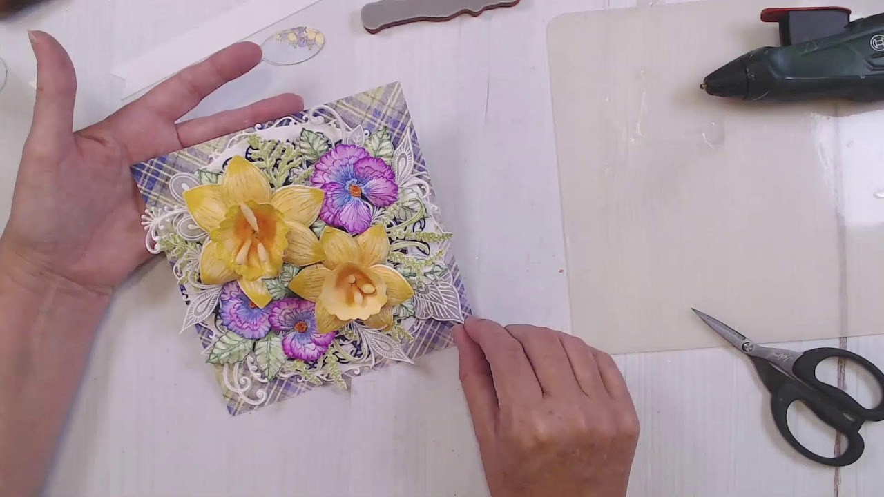 Creating-made-EZ-with-3D-Florals.jpg