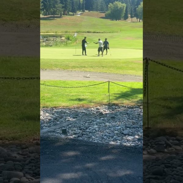 Fist pump for the round #golf #golflinks #drivingrange #golfcourse #golfcourt #golfrange